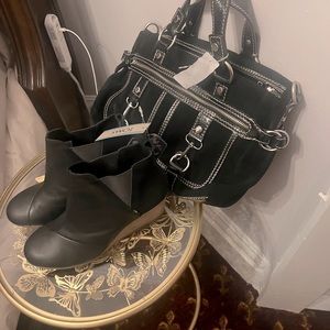 Toms brand new boots and matching used (looks new) purse